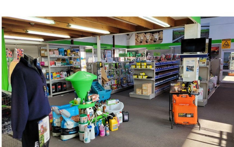 Introducing the PGG Wrightson Carterton store team